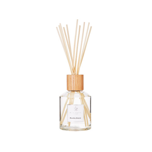 White Moss Home Diffuser With Sticks