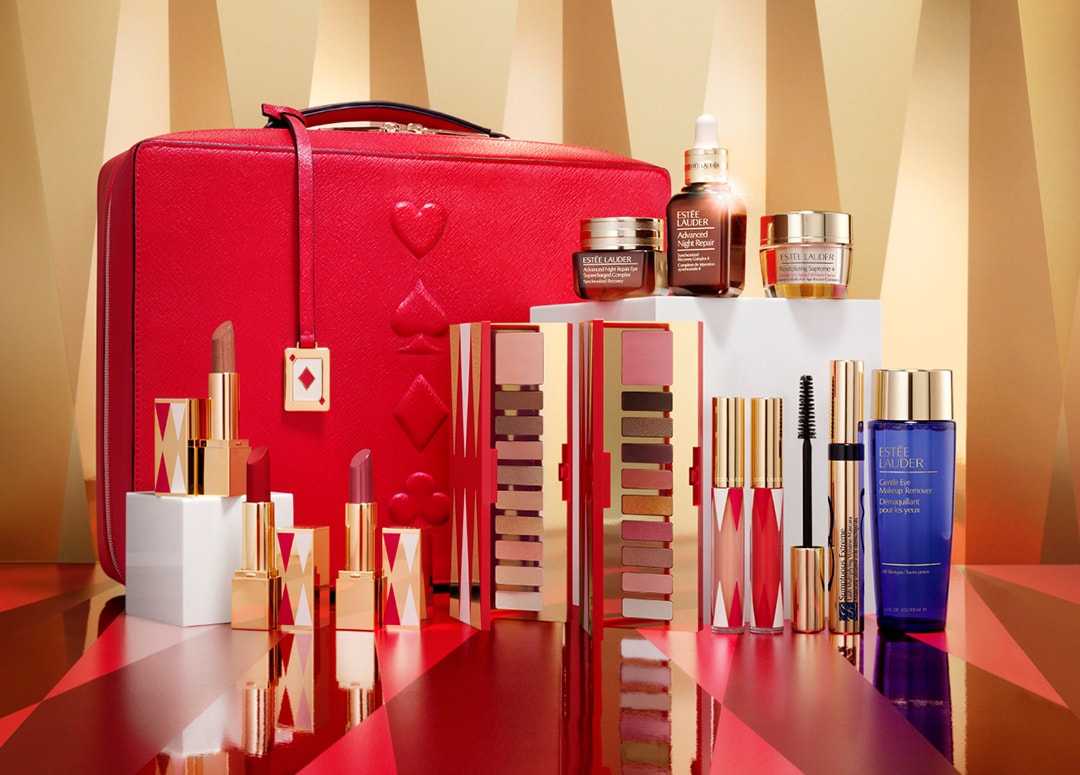 Give The Gift Of Makeup This Season With Estée Lauder | StyleGods